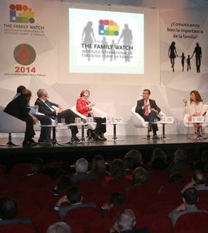 `No podemos echar la culpa de la falta de valores a las nuevas tecnologías´