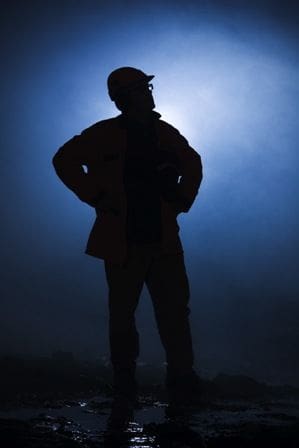 Más parados y menos autónomos