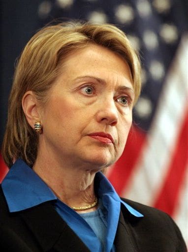 Hillary Clinton podría dirigir el Banco Mundial