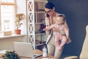 Programas de reincorporación de mujeres