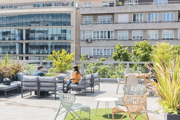 5 ventajas de los espacios de coworking para un retorno laboral sin estrés