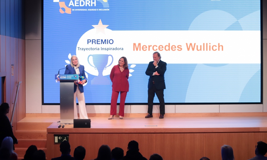 Mercedes Wullich, premiada por su Trayectoria Inspiradora en la I Edición de los Premios a la Diversidad de AEDRH