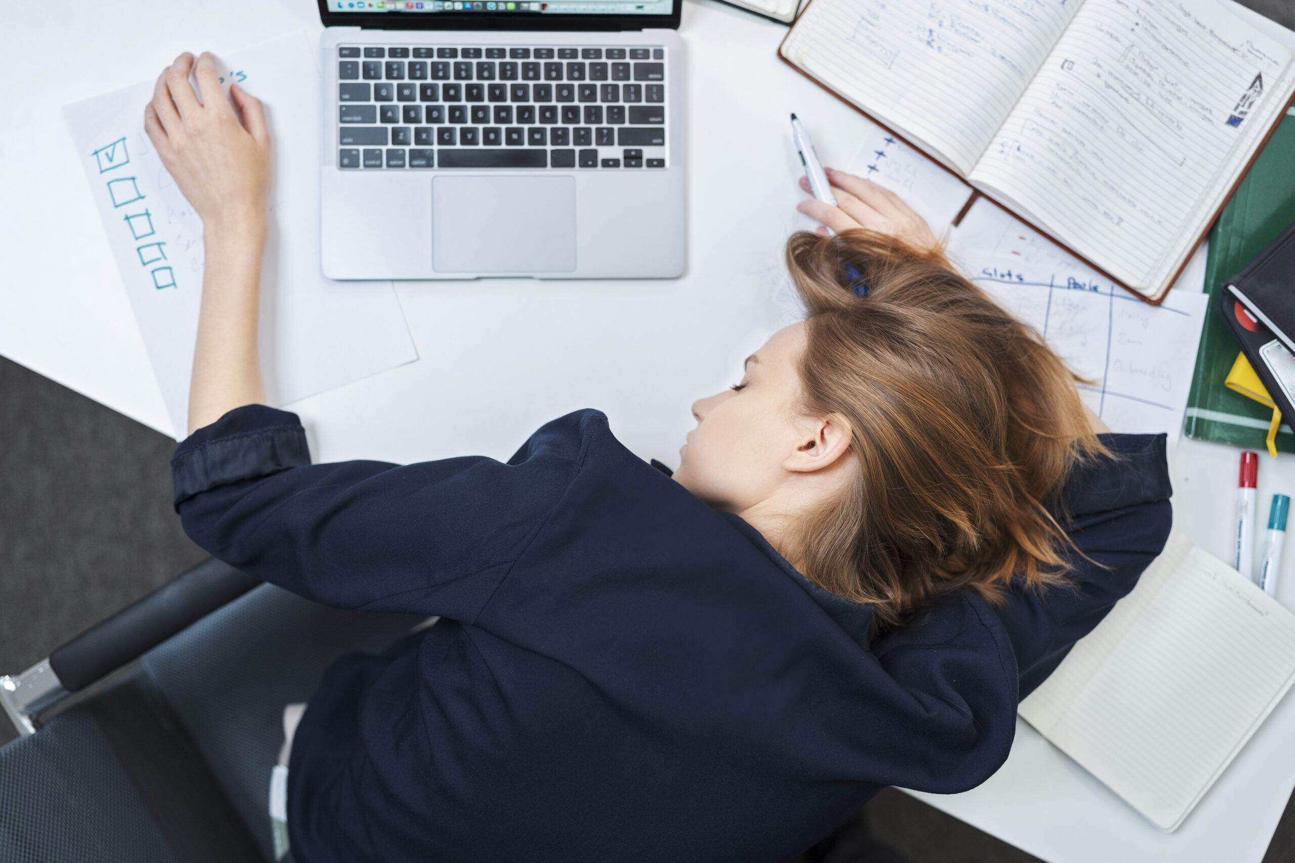 Dormir bien, trabajar mejor: el sueño como activo profesional