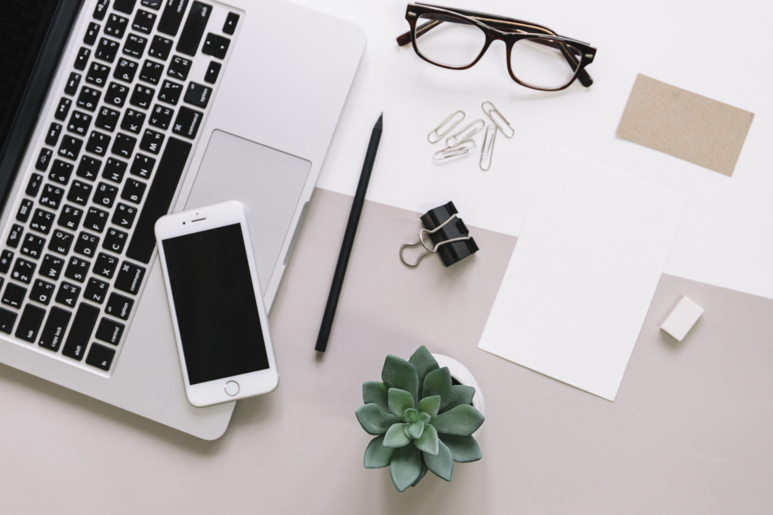 Cómo crear tu espacio de trabajo ideal para un regreso más amable