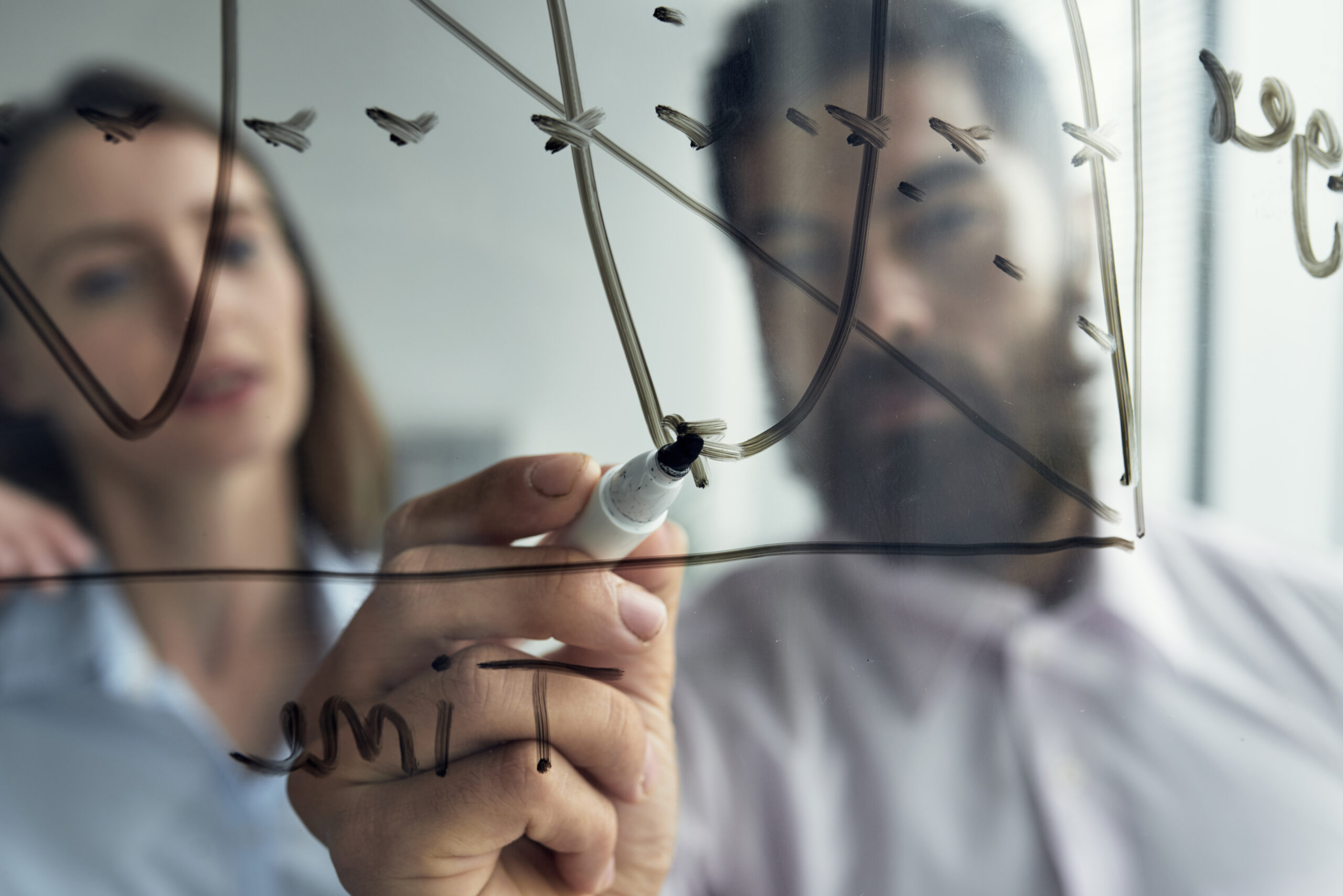 Liderazgo en situaciones extremas: cómo actuar ante riesgos críticos