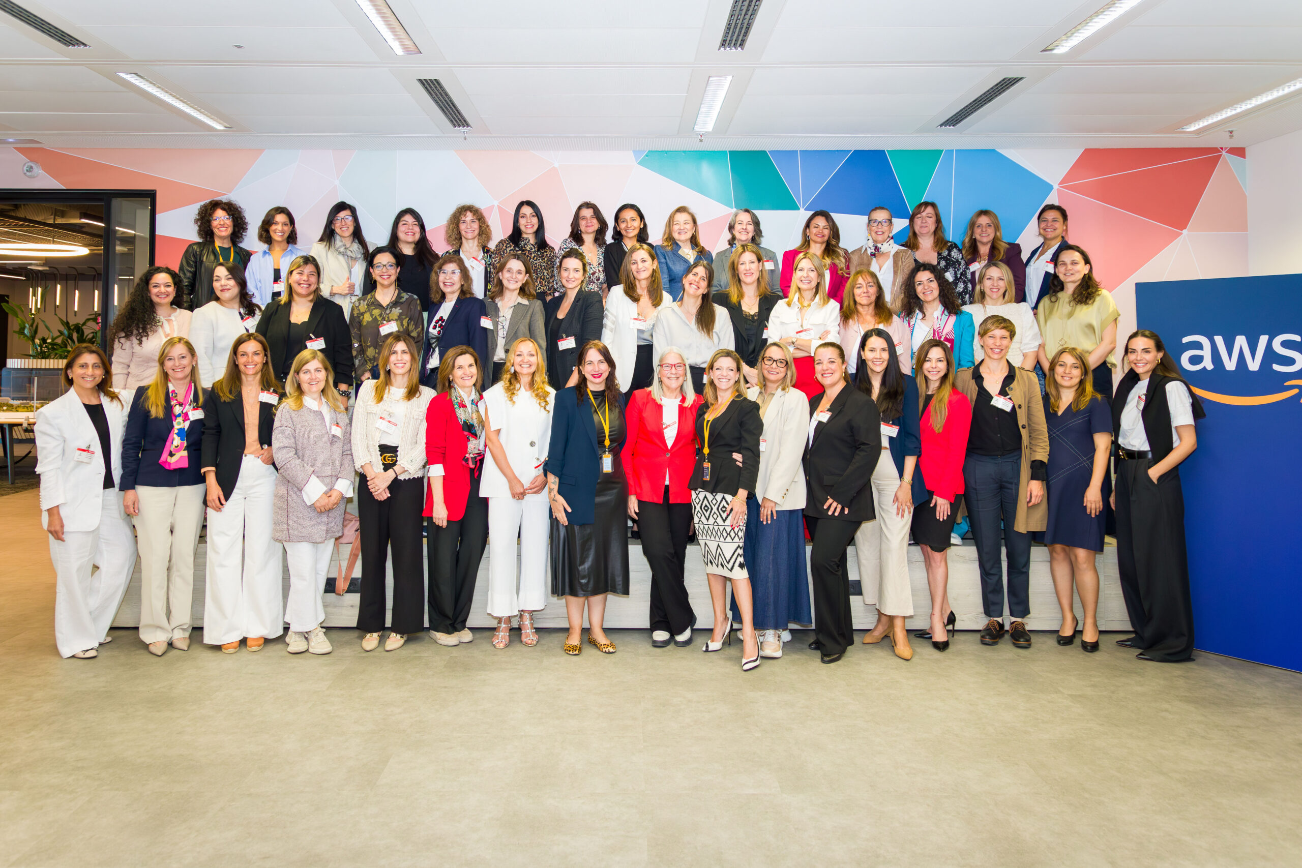 Leading for Growth by Amazon: Cuando el liderazgo femenino toma posición en la IA