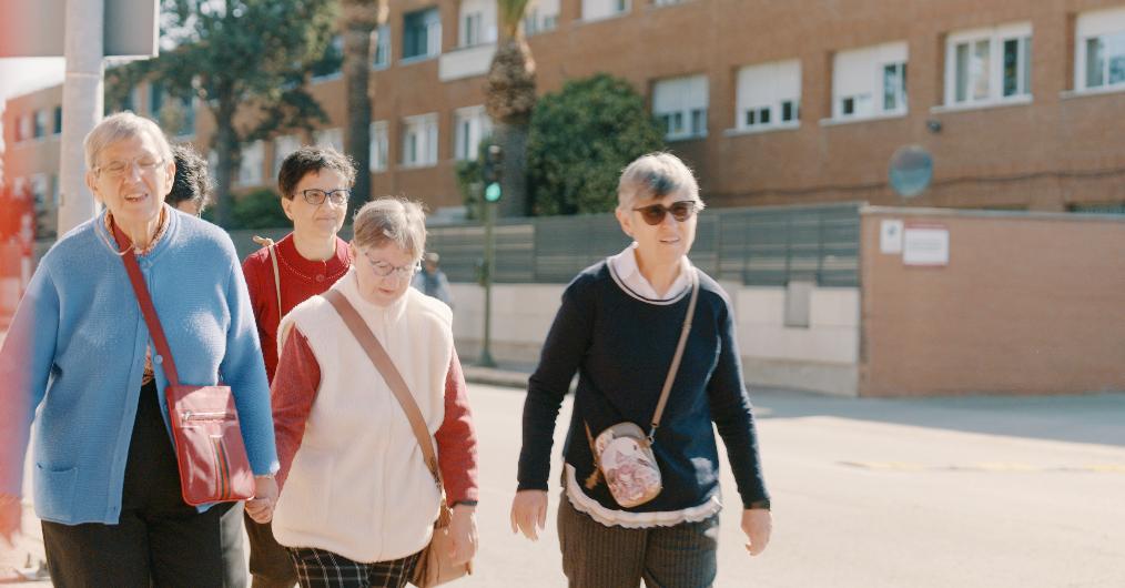 De la residencia al hogar: la apuesta de Fundación Astier por una vida más digna